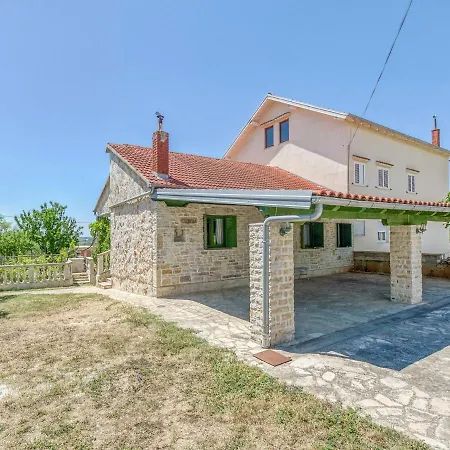 Simplistic Chalet In Poli Nik With Barbecue Chalet
